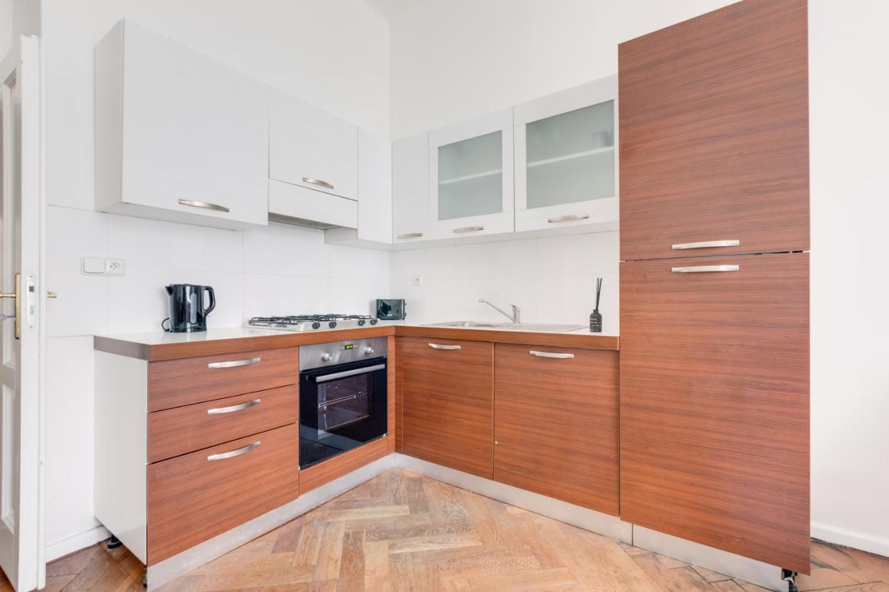 Luxury Riverside Apartments In The Center Of פראג מראה חיצוני תמונה